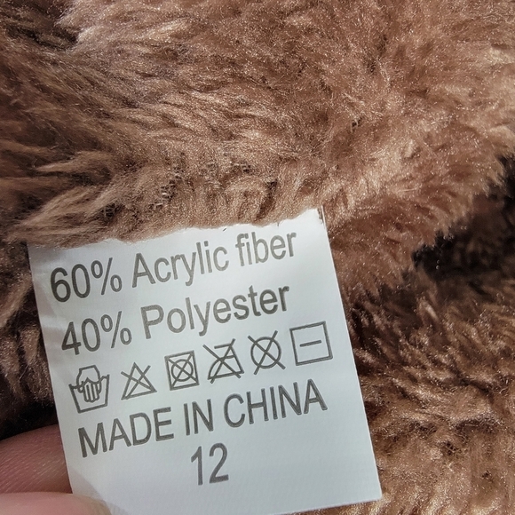 Tan Knit Cap with Ear Flaps Faux Fur Lined Winter Mens Cap MASH Style - Picture 11 of 12